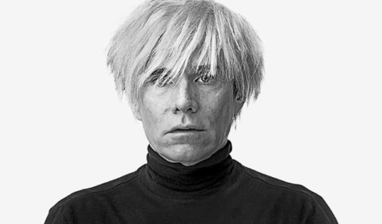 Στις 22 Φεβρουαρίου του 1987 πεθαίνει ο Andy Warhol