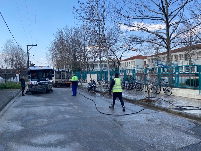 καθαριότητα στη Γιάννουλη από τον Δήμο Λαρισαίωνν