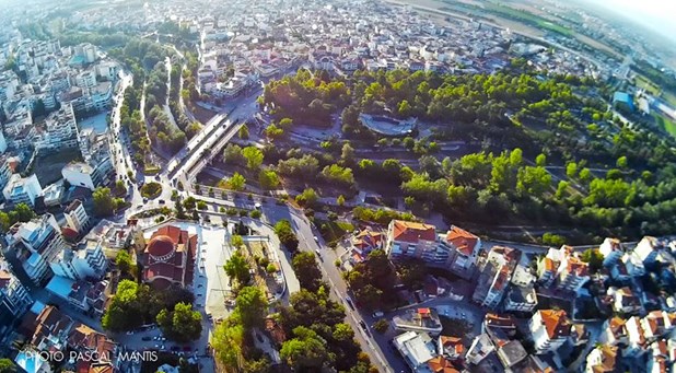 Κυκλοφοριακές ρυθμίσεις στην οδό Κανάρη στη Λάρισα