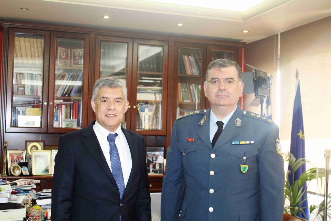 Συνάντηση Περιφερειάρχη Θεσσαλίας με Αγάπιο Χαρακόπουλο