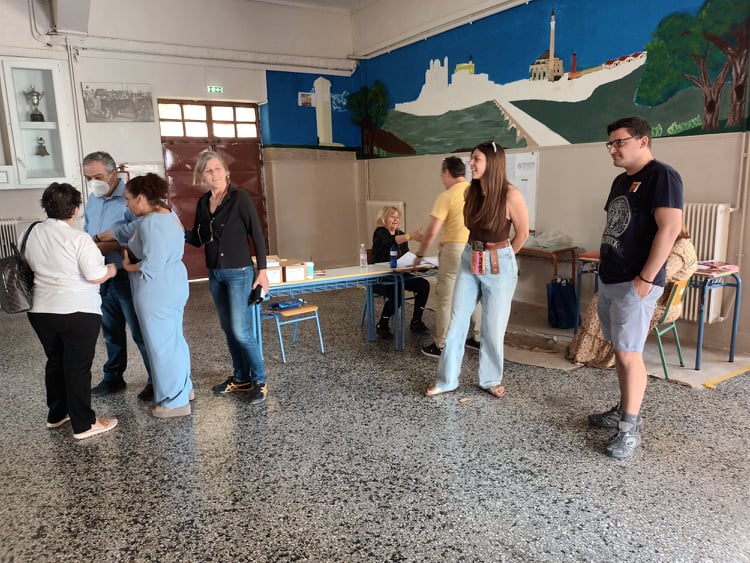 Εσωκομματικές εκλογές ΣΥΡΙΖΑ στη Λάρισα