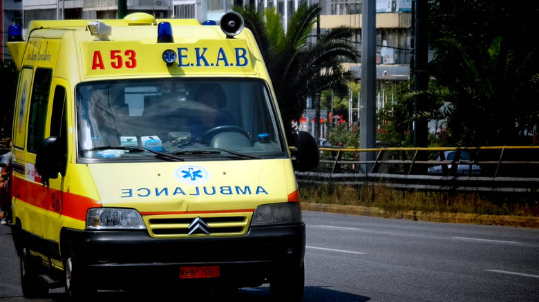 Παγκράτι, πτώση 20χρονης γυναίκας