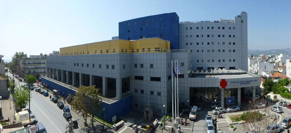 Βόλος: Στο νοσοκομείο 11χρονος μαθητής – Του καρφώθηκε πόμολο στο μπράτσο ενώ βρισκόταν στο σχολείο