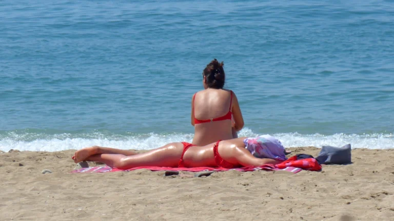 Πρώτες Βοήθειες: Δερματοπάθειες, ο εφιάλτης του καλοκαιριού – Πώς να τις αντιμετωπίσετε