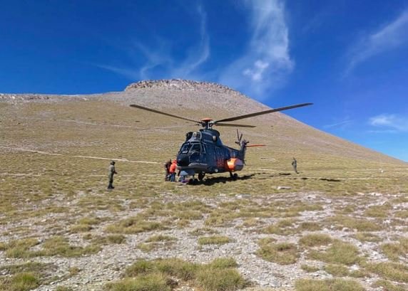 Λάρισα: Με ελικόπτερο, μεταφέρθηκε ο 38χρονος κυνηγός στο νοσοκομείο