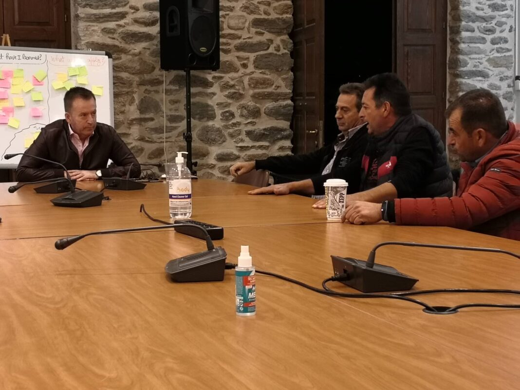 Κόκκαλης σε Αγιά και Μελιβοία: Να ξεκινήσουν διαδικασίες αποζημίωσης για το μήλο και το κάστανο
