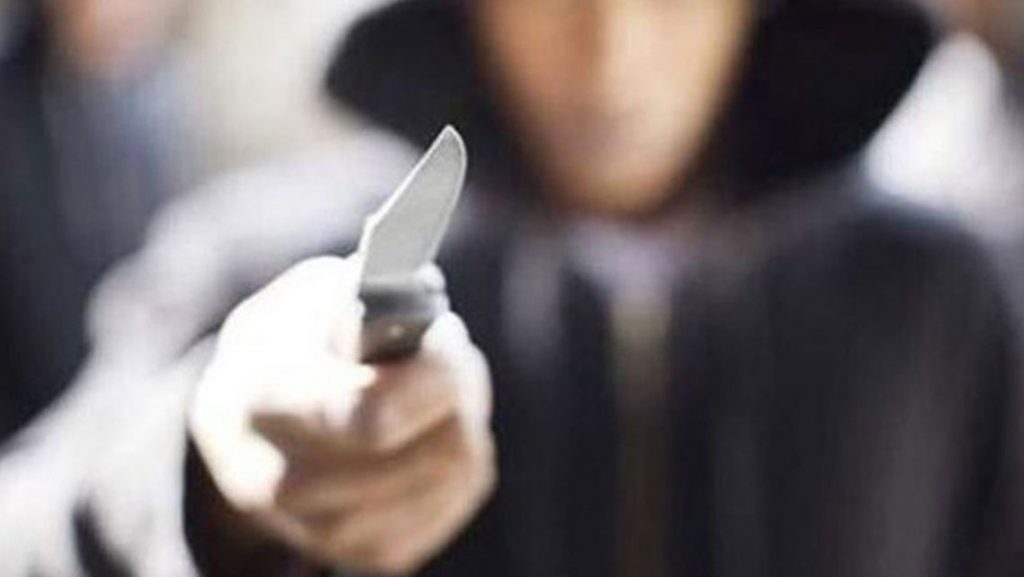 Ληστεια στην Λάρισα σε οπαπ με μαχαίρι