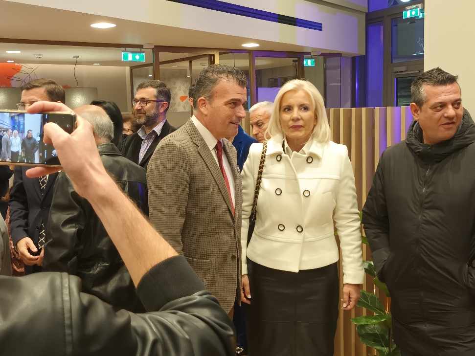 εγκαίνια της Optima Bank 