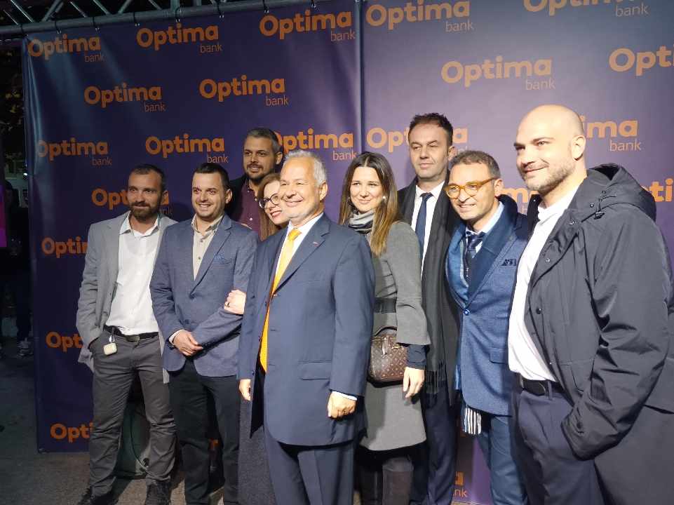 εγκαίνια της Optima Bank 