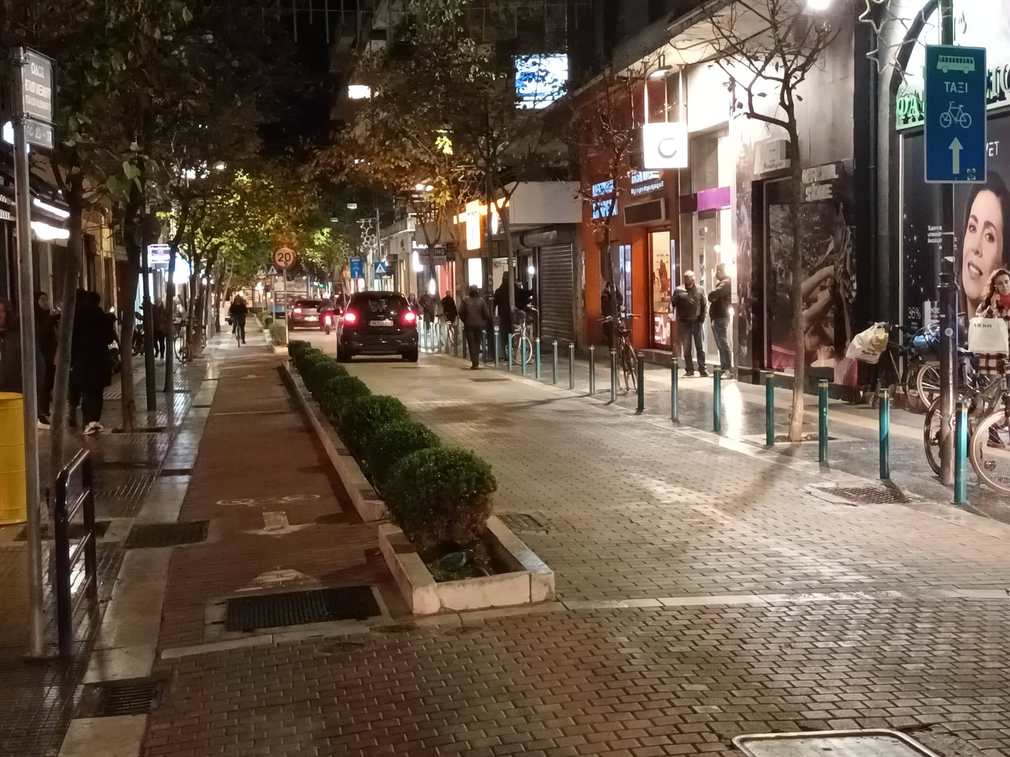 Υποτονική κίνηση στην αγορά της Λάρισας