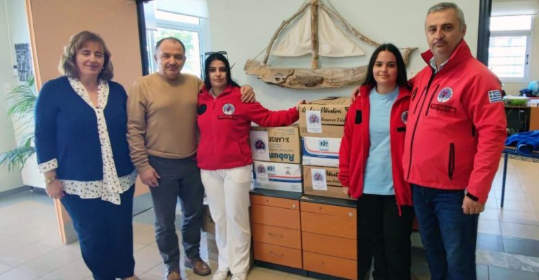 H Ελληνική Ομάδα Διάσωσης συμμετέχει στη δράση του 15ου Γυμνασίου Λάρισας «Και εγώ Nοιάζομαι… ανακυκλώνω τώρα ρούχα και παπούτσια»