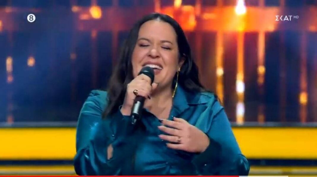 Η Λαρισαία Εύα Γαρυφαλλοπούλου στο The Voice και η διεκδίκηση της από τον Σάκη Ρουβά