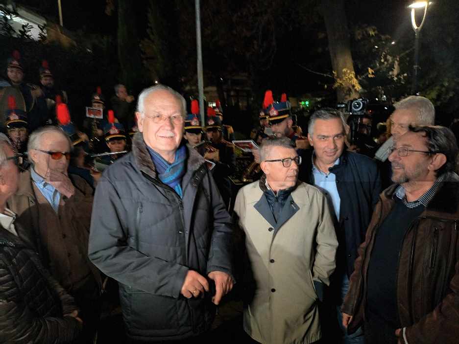 Λάρισα: Πλήθος κόσμου στο παραμυθένιο Πάρκο των ευχών