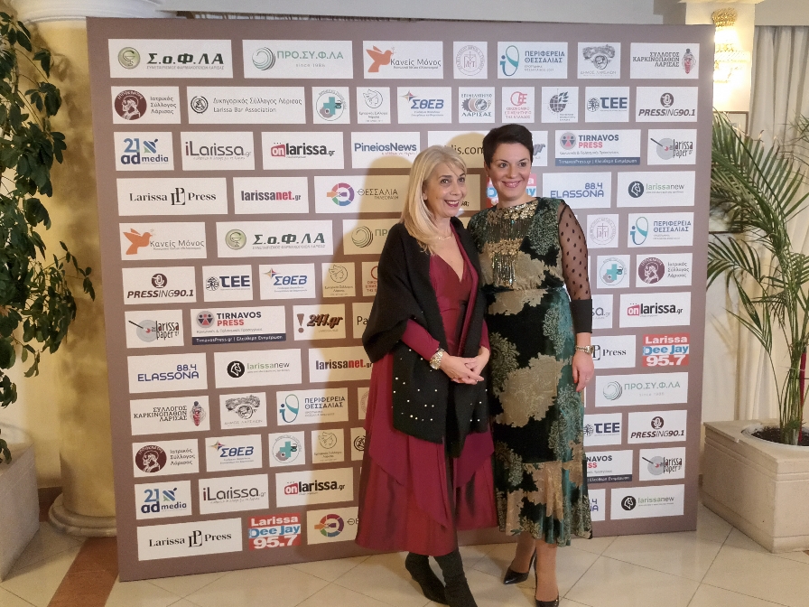 Τα Χριστούγεννα βρήκαν το νόημα τους στην αποψινή εκδήλωση αλληλεγγύης για τη δημιουργία ξενώνα Καρκινοπαθών