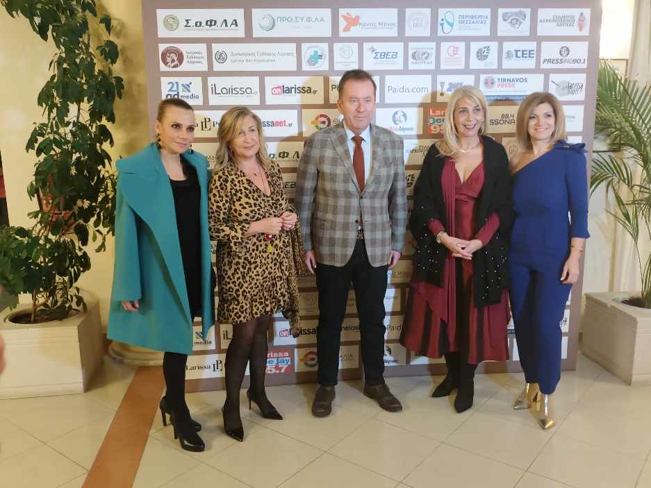 Τα Χριστούγεννα βρήκαν το νόημα τους στην αποψινή εκδήλωση αλληλεγγύης για τη δημιουργία ξενώνα Καρκινοπαθών