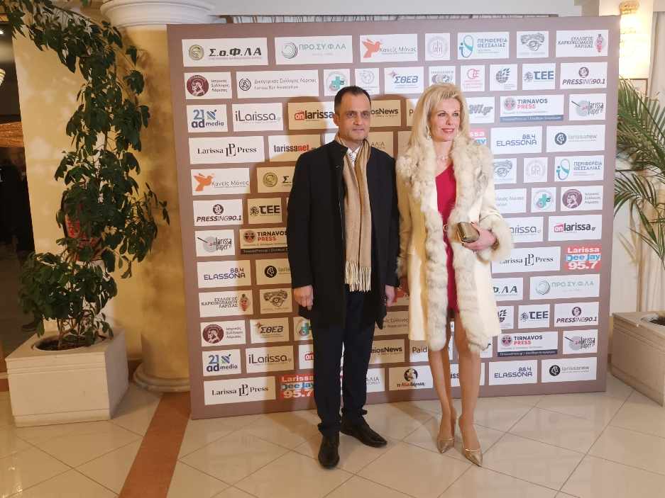 Τα Χριστούγεννα βρήκαν το νόημα τους στην αποψινή εκδήλωση αλληλεγγύης για τη δημιουργία ξενώνα Καρκινοπαθών