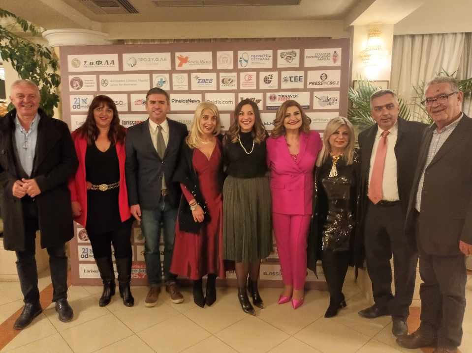 Τα Χριστούγεννα βρήκαν το νόημα τους στην αποψινή εκδήλωση αλληλεγγύης για τη δημιουργία ξενώνα Καρκινοπαθών