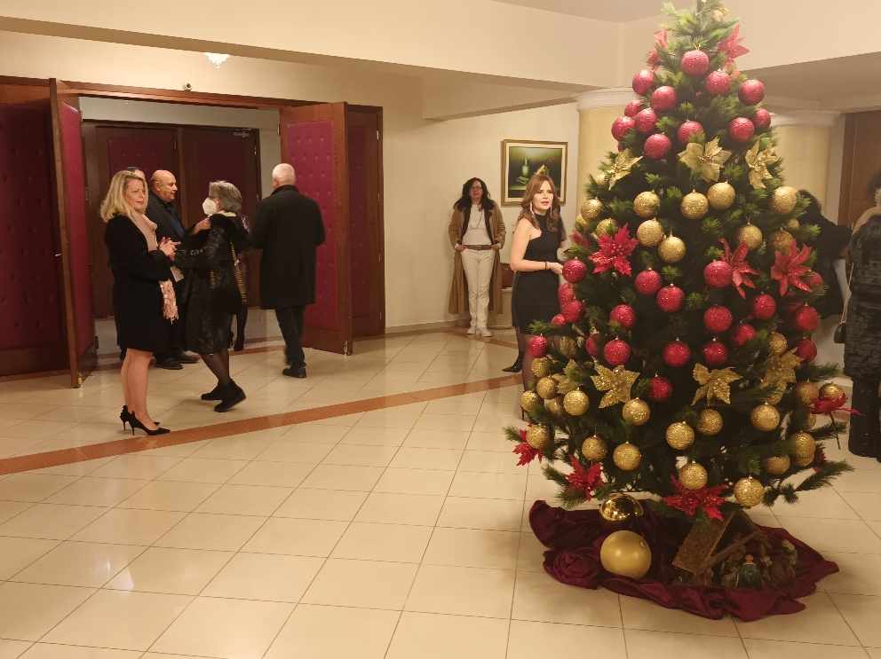 Τα Χριστούγεννα βρήκαν το νόημα τους στην αποψινή εκδήλωση αλληλεγγύης για τη δημιουργία ξενώνα Καρκινοπαθών