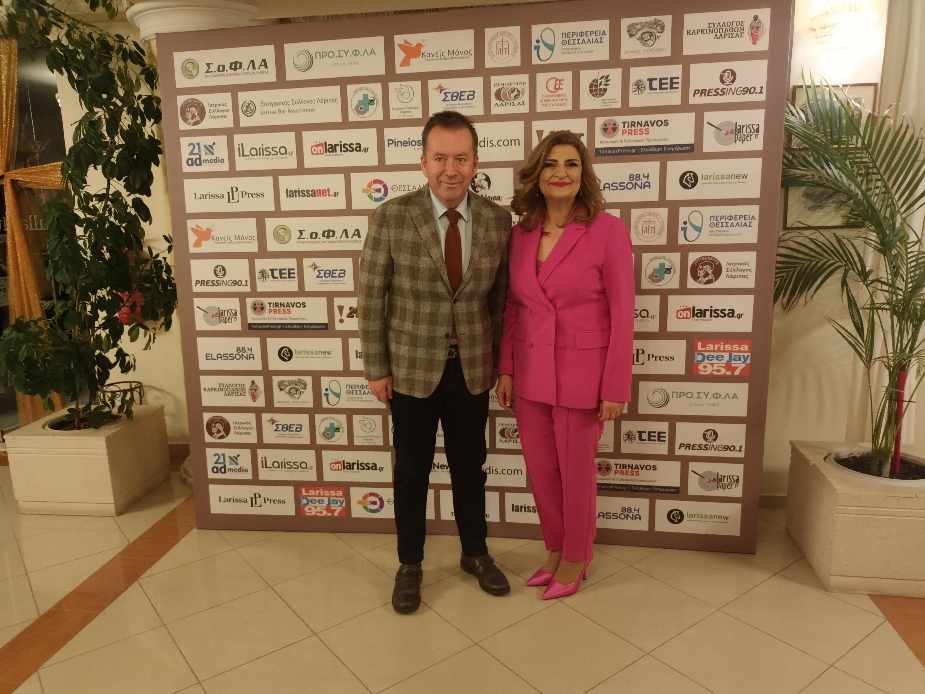 Τα Χριστούγεννα βρήκαν το νόημα τους στην αποψινή εκδήλωση αλληλεγγύης για τη δημιουργία ξενώνα Καρκινοπαθών