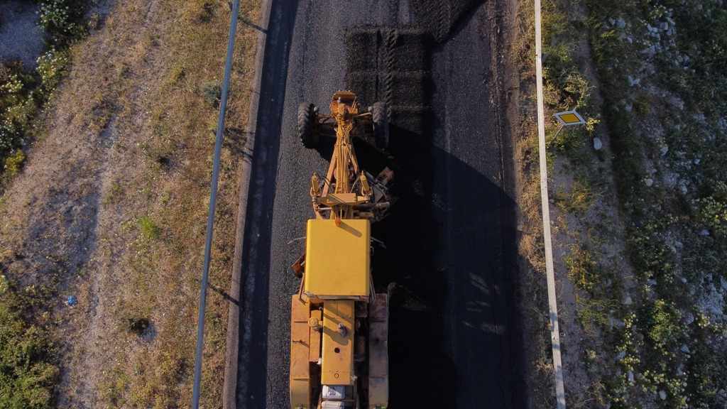 Βελτιώνει την ασφάλεια στο δρόμο που ενώνει Δέντρα – Ναρθάκι –Πλάτανο -Άγιο Αντώνιο-Δεντροχώρι - Σκοπιά η Περιφέρεια Θεσσαλίας