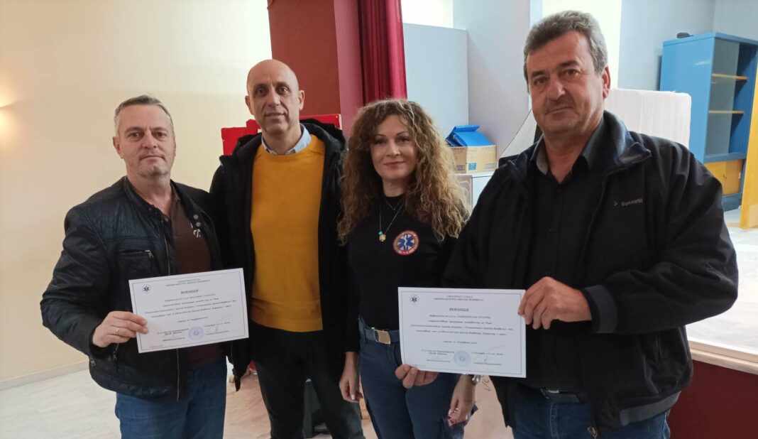 ΚΑΡΠΑ και παραλαβή βεβαιώσεων σεμιναρίων πρώτων βοηθειών