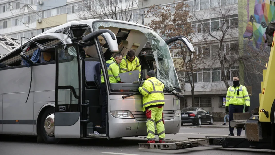 leoforeio_roumania_xr 50χρονος Λαρισαίος ο νεκρός στο δυστύχημα με το τουριστικό λεωφορείο