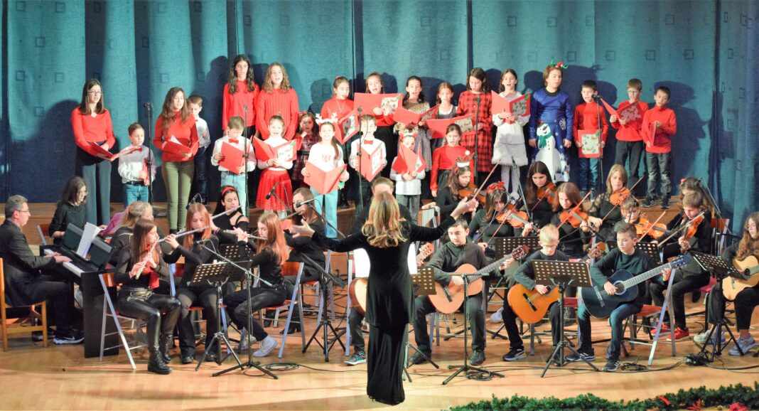 «Χριστουγεννιάτικη Συναυλία της Μουσικής Σχολής Νίκαιας του Δήμου Κιλελέρ»