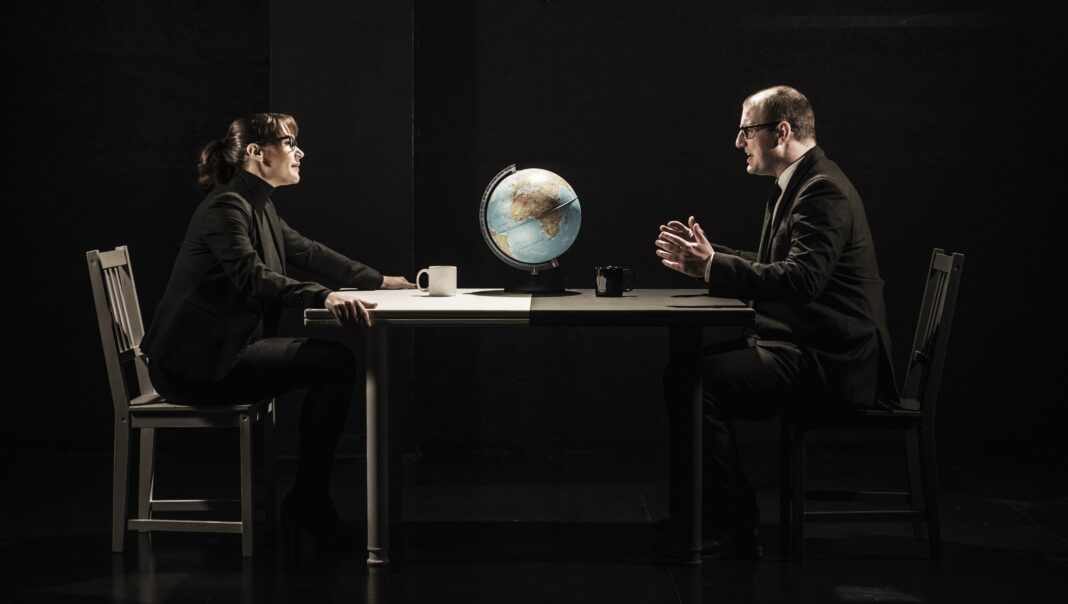 Lebensraum, του Θανάση Τριαρίδη: Ένα μονόπρακτο πείραμα για την καλοσύνη