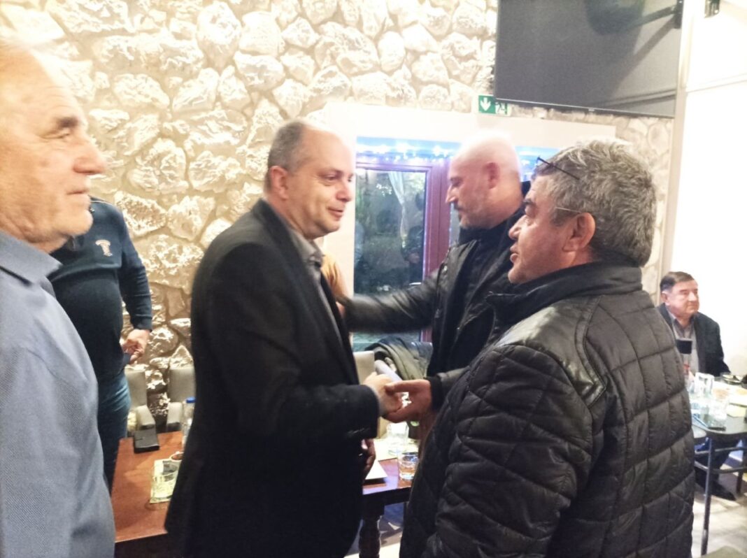 ΚΑΠΕΤΑΝΟΣ ΤΕΡΨΙΘΕΑ 9 ΚΑΠΕΤΑΝΟΣ ΤΕΡΨΙΘΕΑ