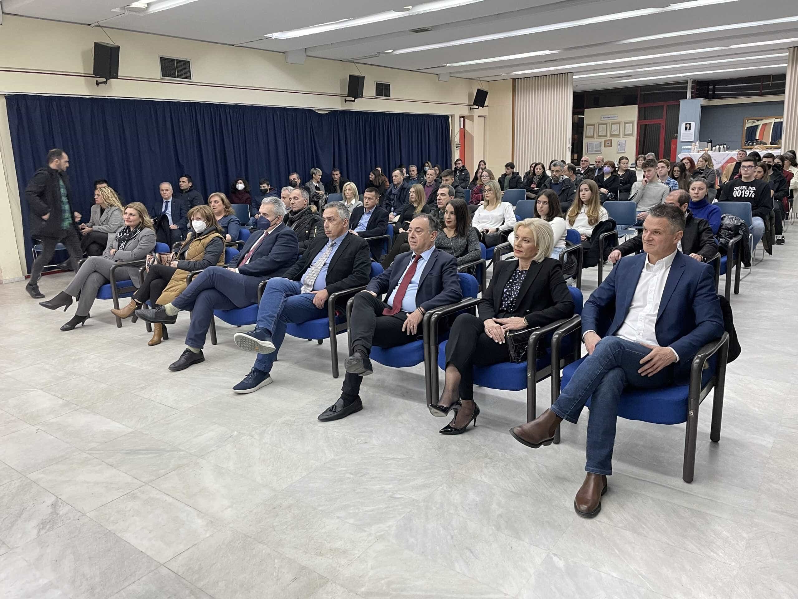 Η ΡΕΝΑ ΚΑΡΑΛΑΡΙΩΤΟΥ ΣΤΟ ΤΕΕ