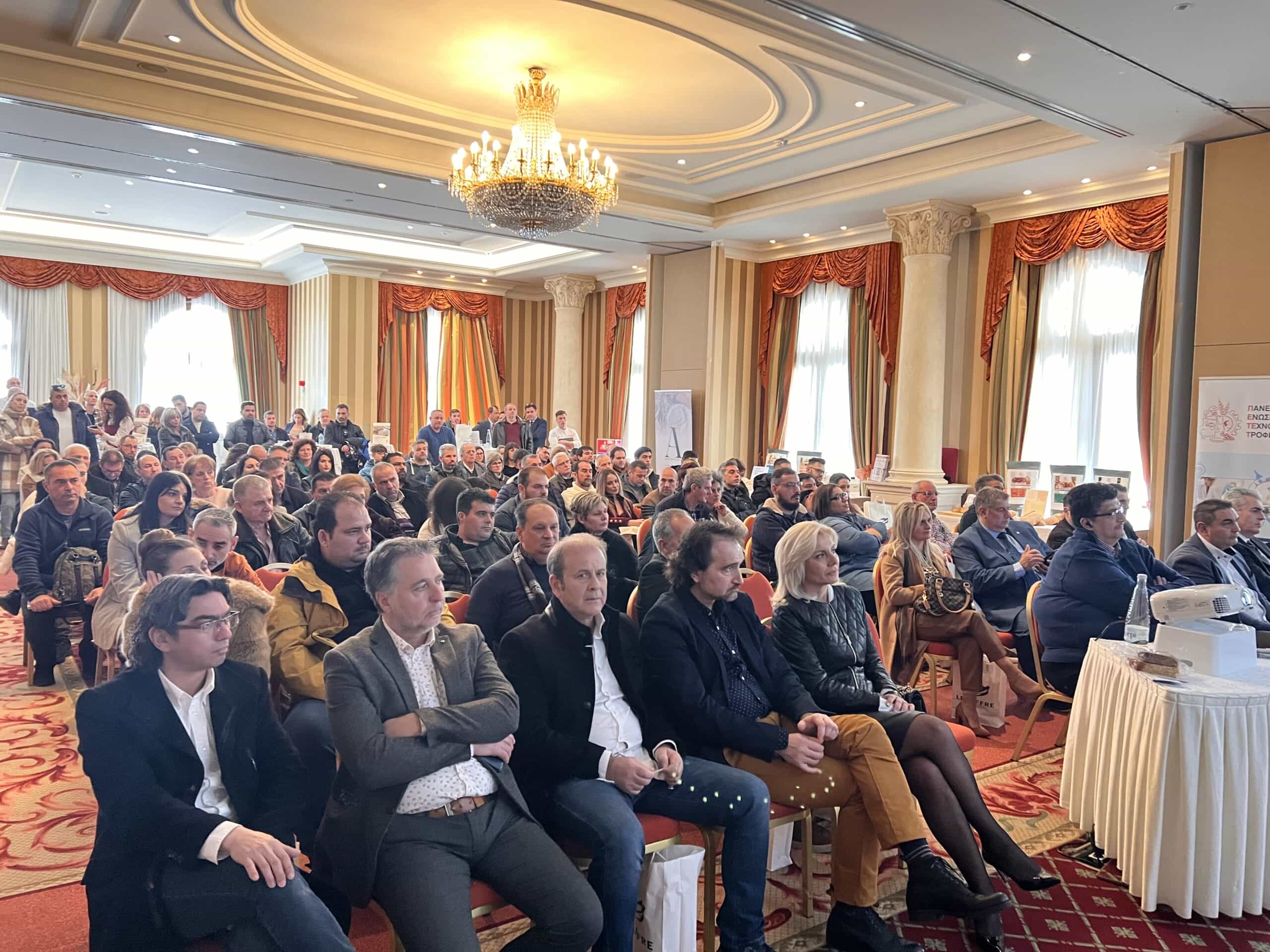 Η ΡΕΝΑ ΚΑΡΑΛΑΡΙΩΤΟΥ ΣΤΗΝ ΕΚΔΗΛΩΣΗ ΤΩΝ ΑΡΤΟΠΟΙΩΝ