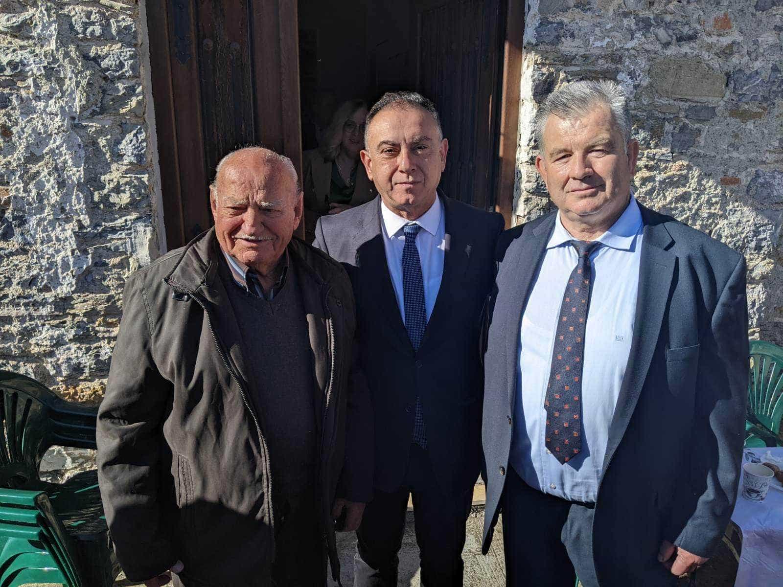 Με τις γυναίκες του Αγίου Γεωργίου ο Χρήστος Κέλλας