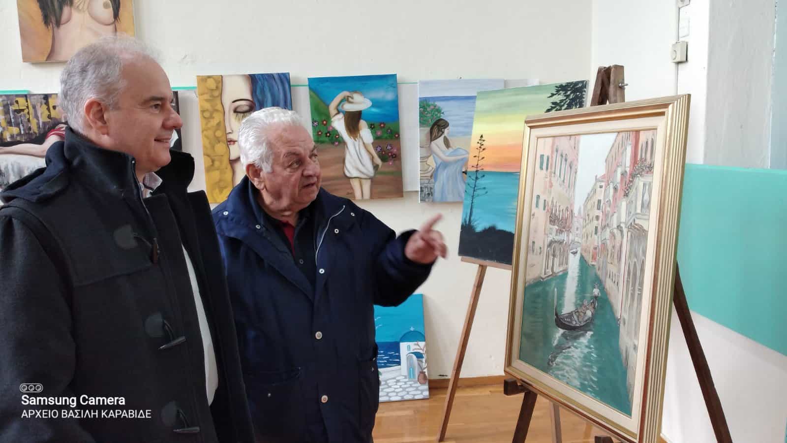 Στην αίθουσα του παλιού δημοτικού σχολείου στους Γόννους του Δήμου Τεμπών, φιλοξενείται η ιδιαίτερη καλλιτεχνική έκθεση από ερασιτέχνες ζωγράφους των Γόννων