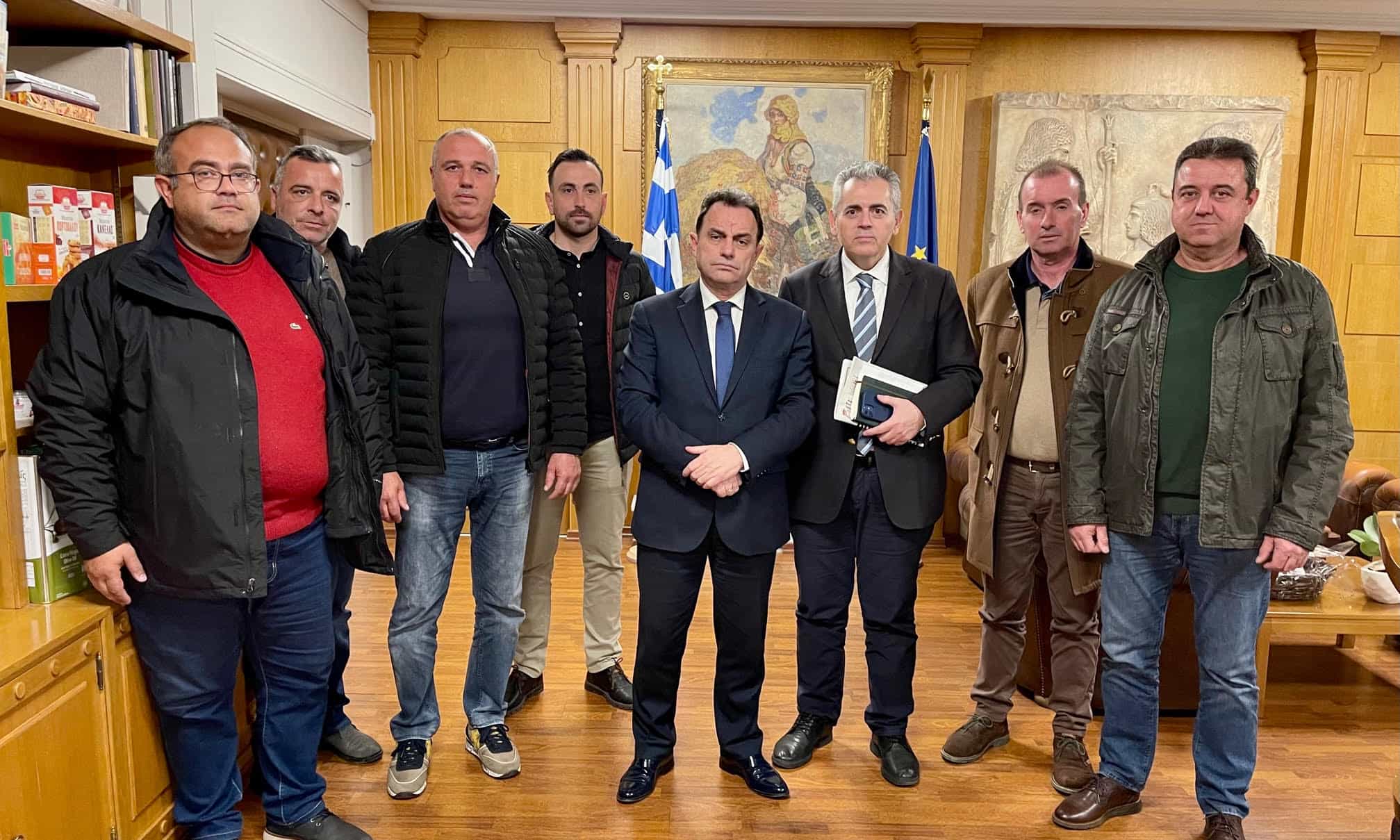 Μ. Χαρακόπουλος με αχλαδοπαραγωγούς σε Γεωργαντά