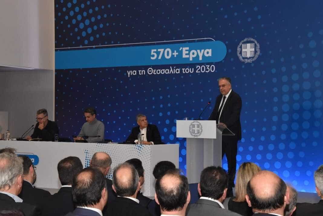 Τάκης Θεοδωρικάκος από Λάρισα