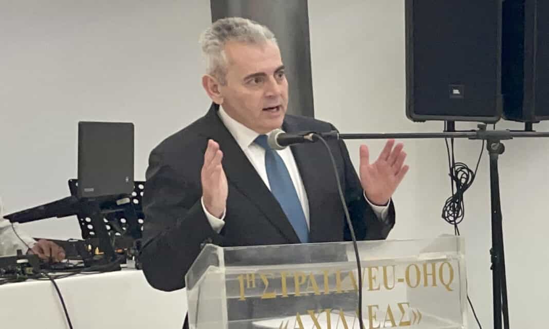 ΜΑΞΙΜΟΣ ΧΑΡΑΚΟΠΟΥΛΟΣ ΣΤΟΝ ΣΥΝΔΕΣΜΟ ΕΦΕΔΡΩΝ ΑΞΙΩΜΑΤΙΚΩΝ ΛΑΡΙΣΑΣ: