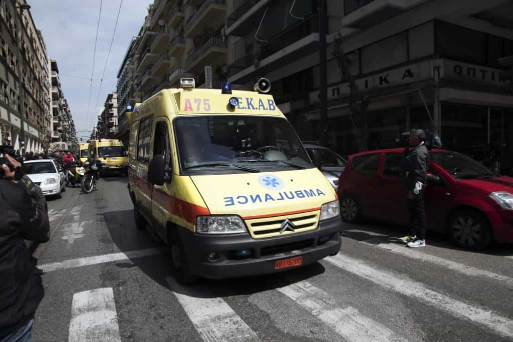 ΕΚΑΒ τροχαίο Θεσσαλονικη