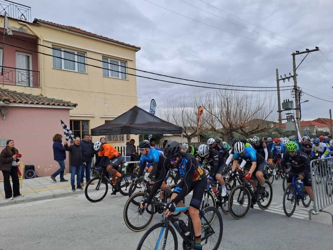 Ρεκόρ συμμετοχών στους πετυχημένους διασυλλογικούς ποδηλατικούς αγώνες δρόμου στη Σπηλιά και στο Συκούριο