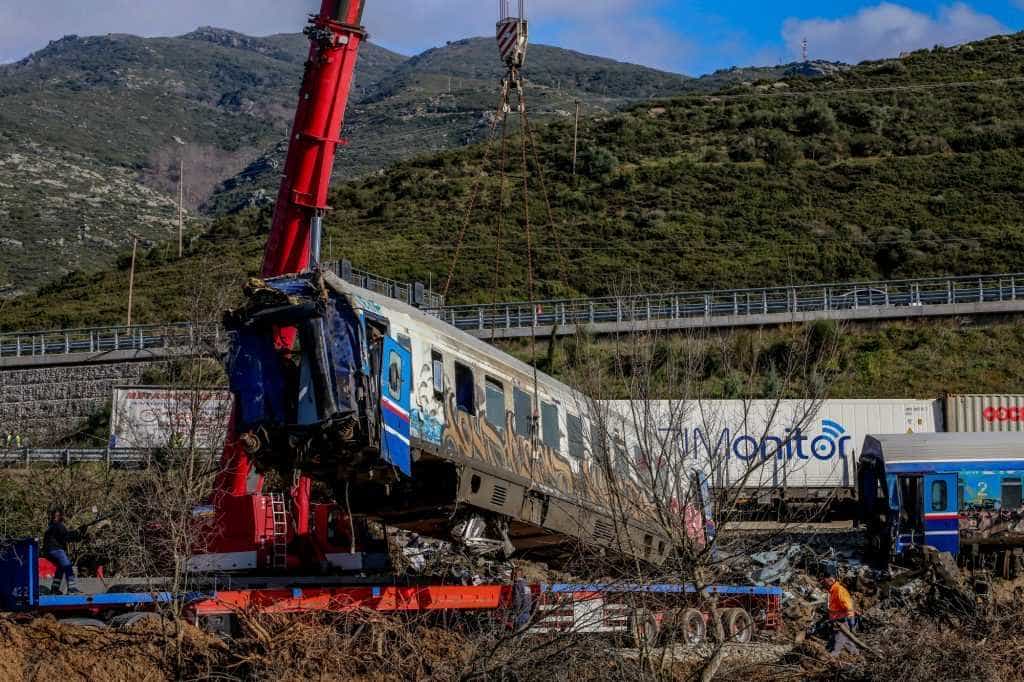 «Απόπειρα εξαγοράς συγγενών» από την Hellenic Train