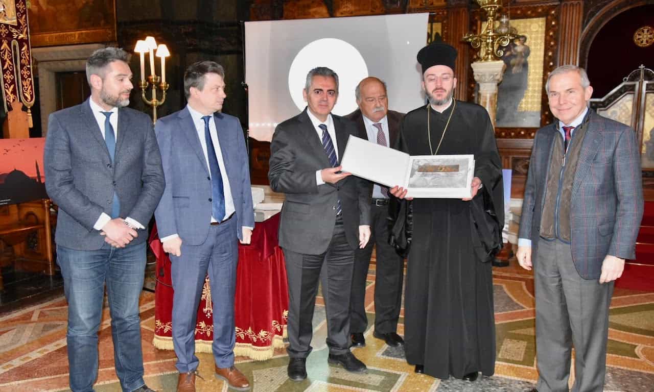 Μ. Χαρακόπουλος από το Λονδίνο