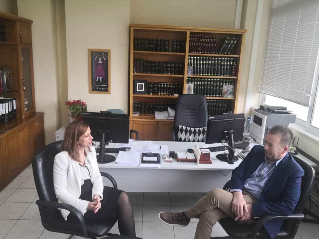 0-02-05-580a081f19e797a3fb6abd866b02510ca4cd461f5e974cc8b18c598837abe272_276e66dd0c3 Στην ΔΥΠΑ Λάρισας ο Κόκκαλης