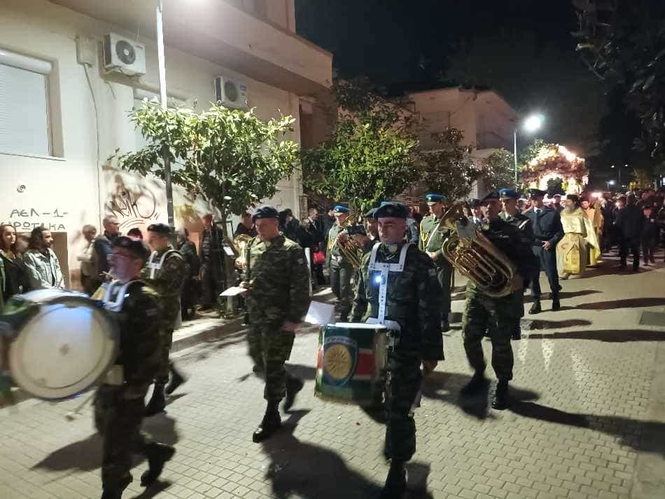 Στην κεντρική πλατεία οι 6 Επιτάφιοι της Λάρισας