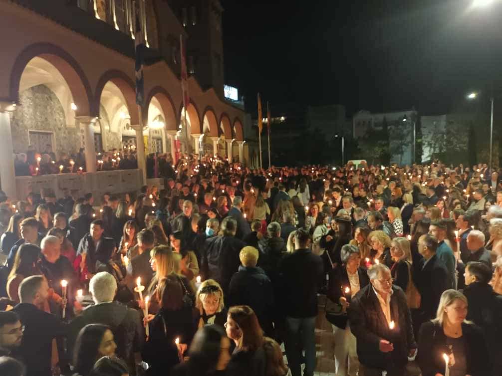 Με κατάνυξη η Αναστάσιμη Ακολουθία στον Ι.Ν του Αγ.Αχιλλίου