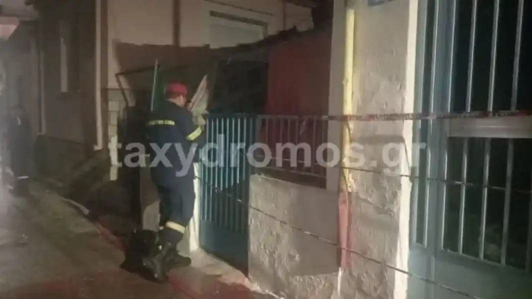 Βρέθηκε νεκρός δίπλα στη σόμπα μετά από φωτιά σε μονοκατοικία