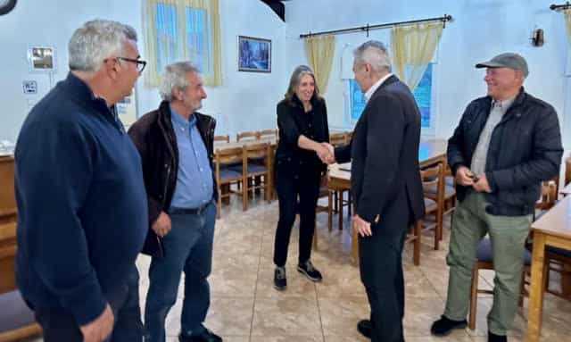 ΜΑΞΙΜΟΣ ΧΑΡΑΚΟΠΟΥΛΟΣ ΑΠΟ ΤΑ ΚΑΛΥΒΙΑ ΕΛΑΣΣΟΝΑΣ: