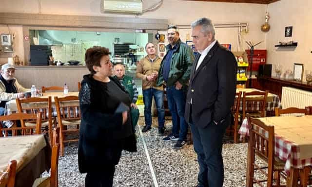 ΜΑΞΙΜΟΣ ΧΑΡΑΚΟΠΟΥΛΟΣ ΑΠΟ ΤΑ ΚΑΛΥΒΙΑ ΕΛΑΣΣΟΝΑΣ: