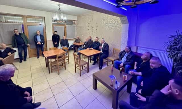 ΜΑΞΙΜΟΣ ΧΑΡΑΚΟΠΟΥΛΟΣ ΑΠΟ ΤΑ ΚΑΛΥΒΙΑ ΕΛΑΣΣΟΝΑΣ: