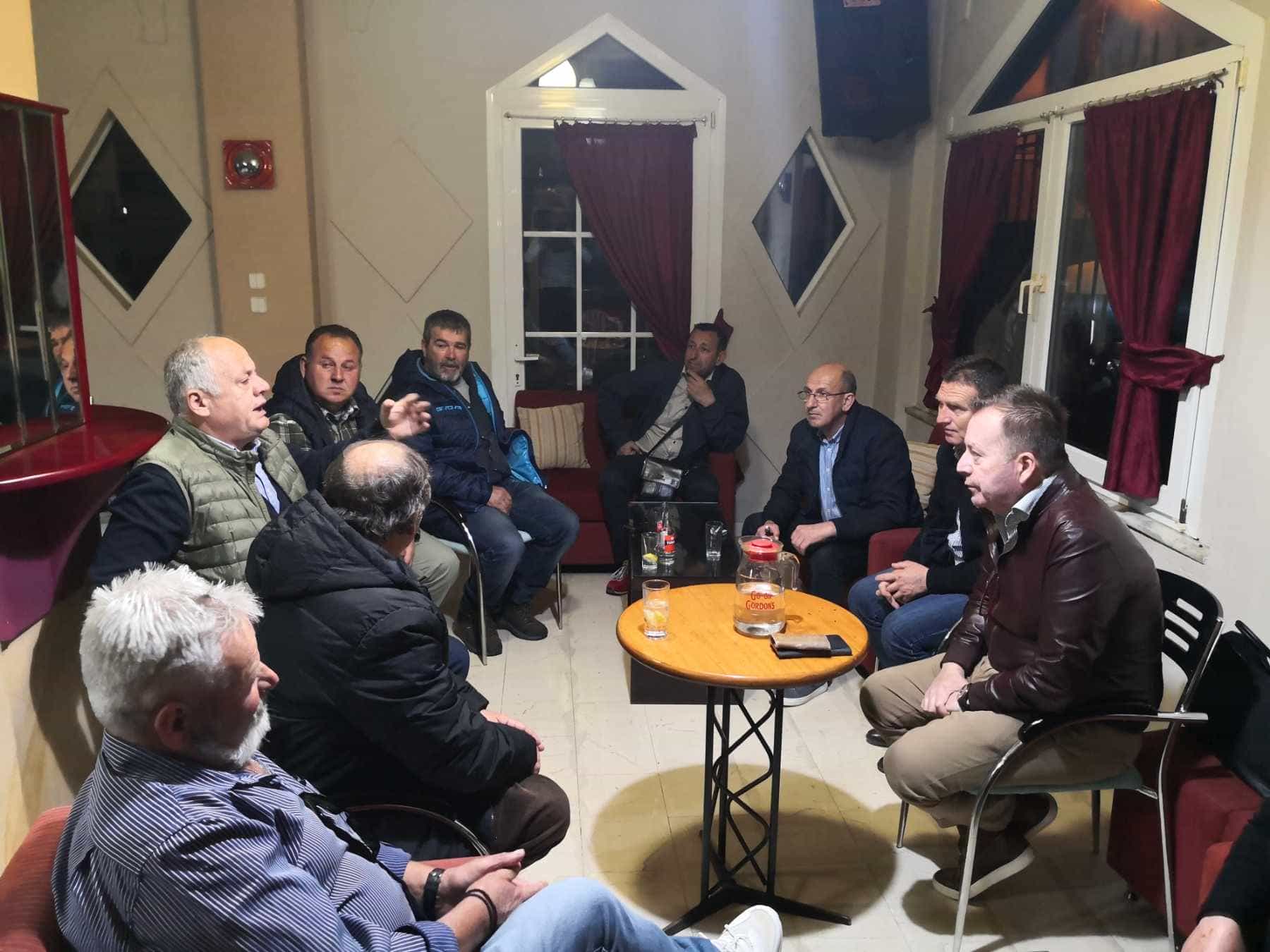 Κόκκαλης σε Δαμάσι, Βλαχογιάννι, Δομένικο