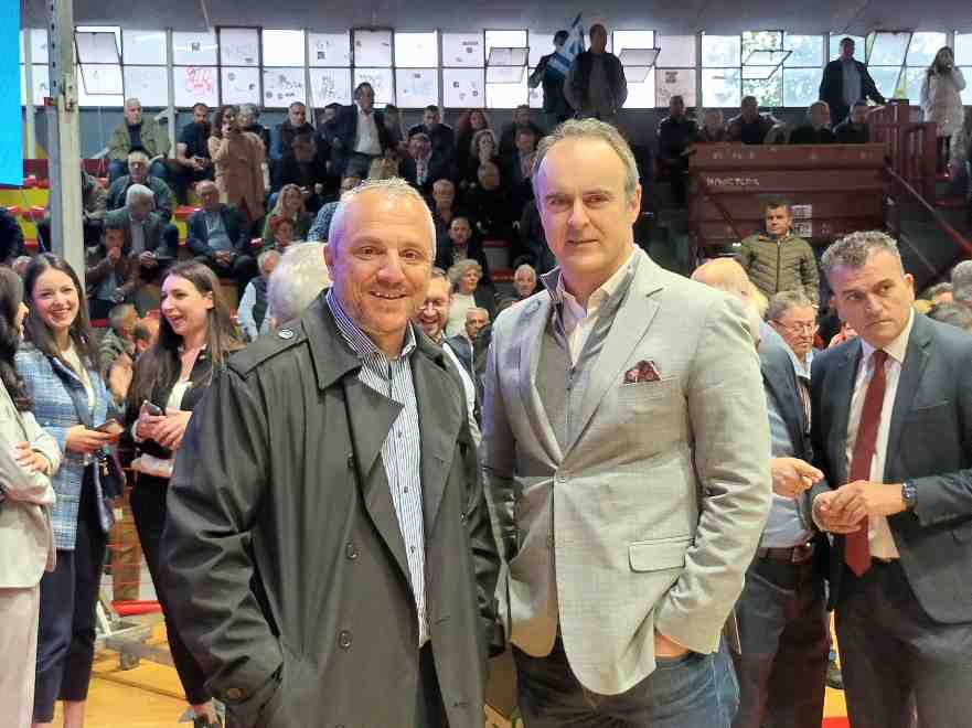 Ασφυκτικά γεμάτο το Στάδιο Αλκαζάρ για τον Χρήστο Καπετάνο