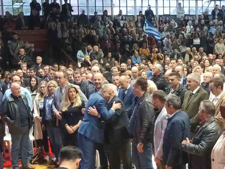 Ασφυκτικά γεμάτο το Στάδιο Αλκαζάρ για τον Χρήστο Καπετάνο